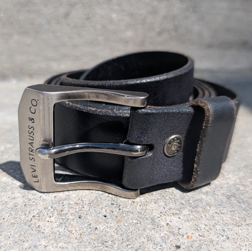 Levis Jae belt sz 46 Black 100% Leather Made 100% Original